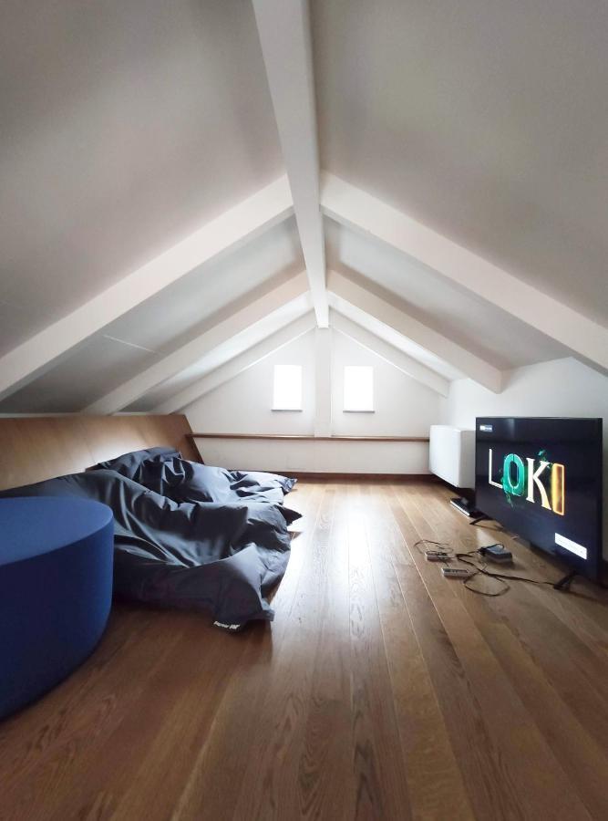 Tric Trac Hostel 나폴리 외부 사진