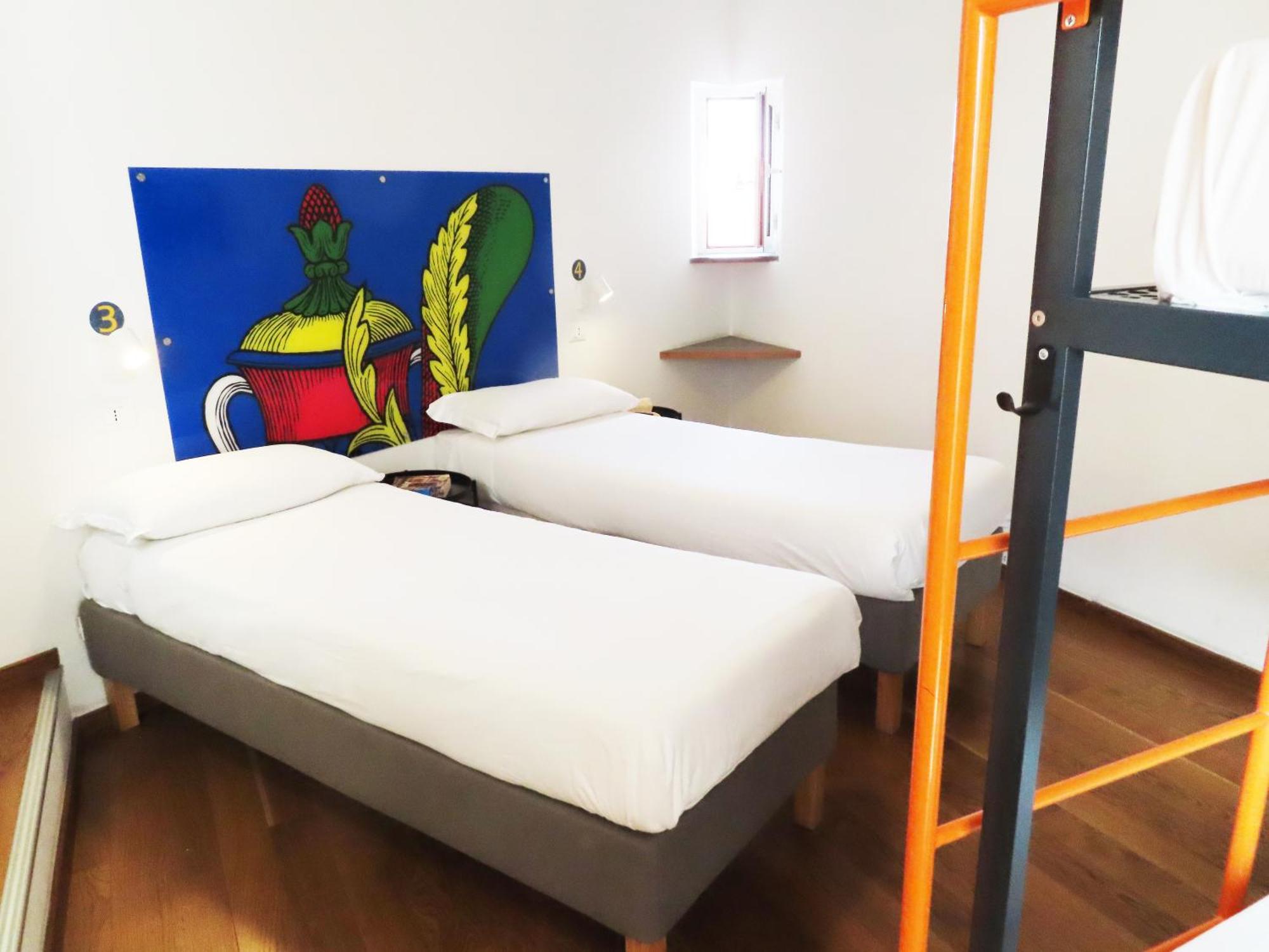 Tric Trac Hostel 나폴리 외부 사진