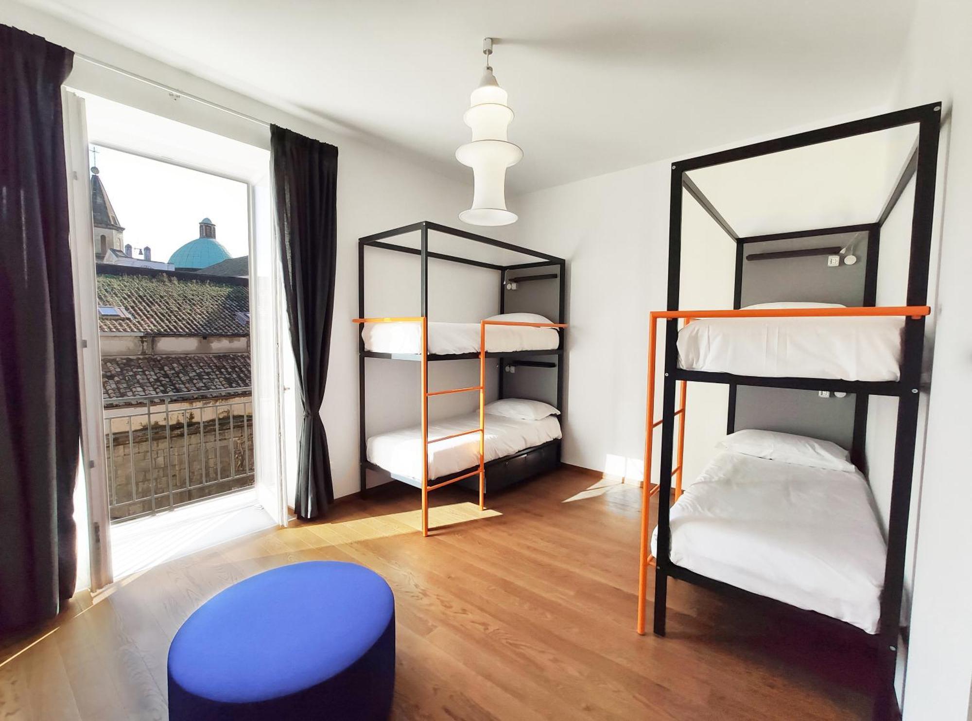 Tric Trac Hostel 나폴리 외부 사진